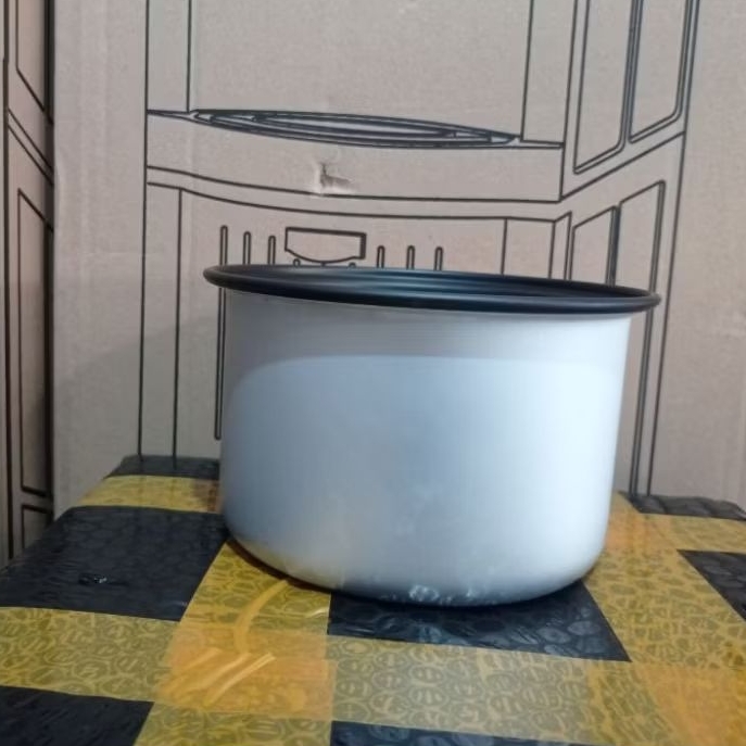 Innerpan Miyako 0.6 liter original / panci Ricecooker Miyako 0.6 liter Original