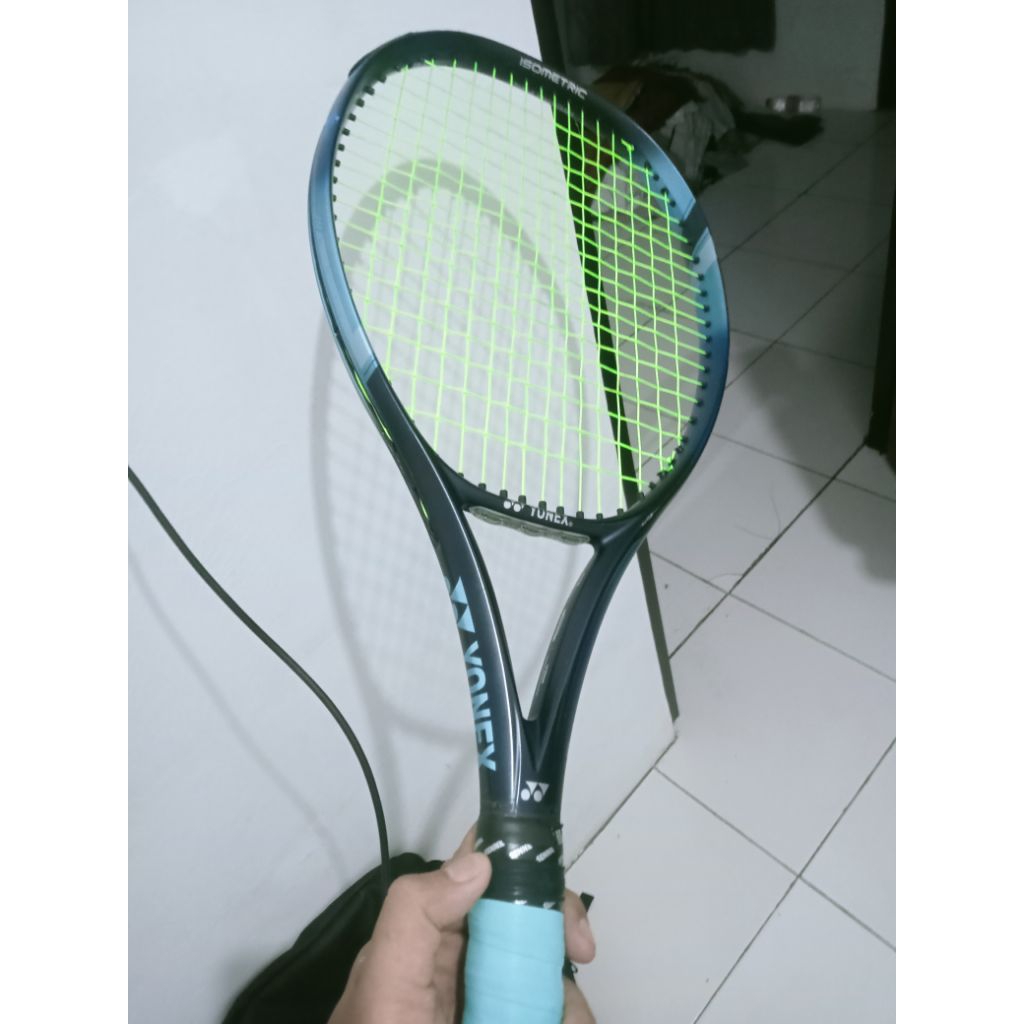 Rakwt Tenis Yonex Ezone SL Bekas