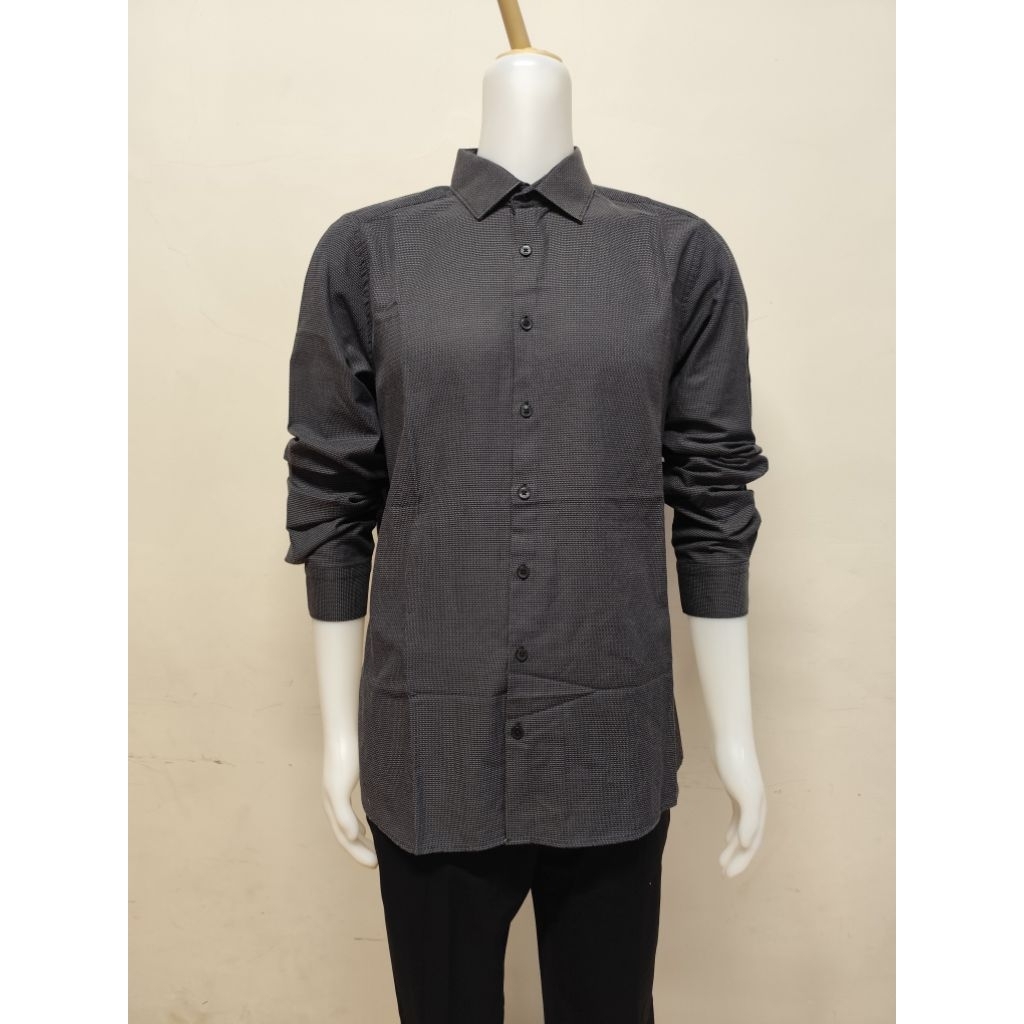 kemeja pria LC WAIKIKI