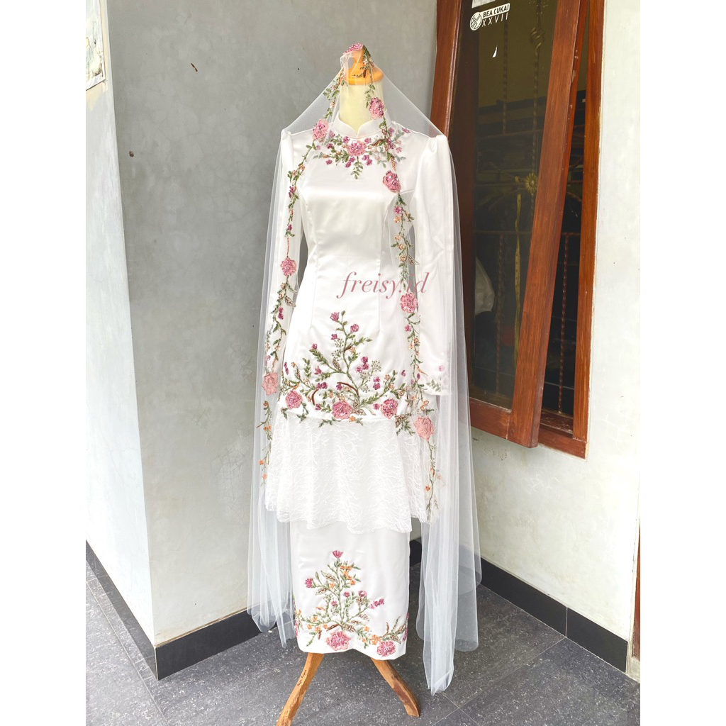 Baju Kurung Melayu Akad Nikah