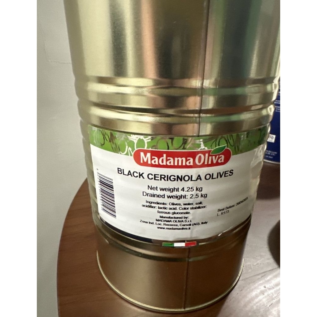 

MADAMA oliva Green & Black cerignola olive - buah zaitun hijau & hitam 4.25 kg