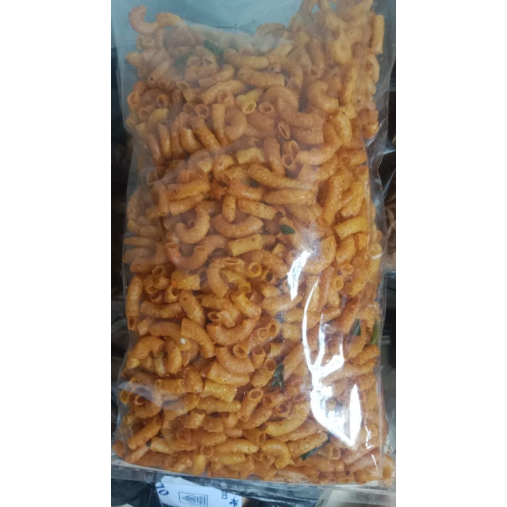 

PROMO!! MAKARONI RENYAH GURIH PEDAS WANGI DAUN