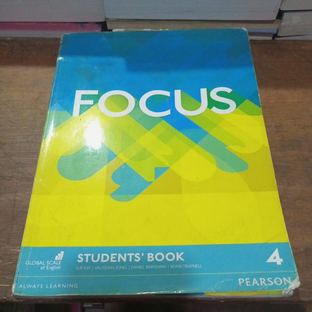 BUKU FOCUS STUDENTS' BOOK 4 PEARSON