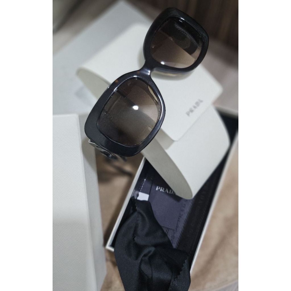 sunglasses prada ori fashion / kacamata prada wanita fashion NEW