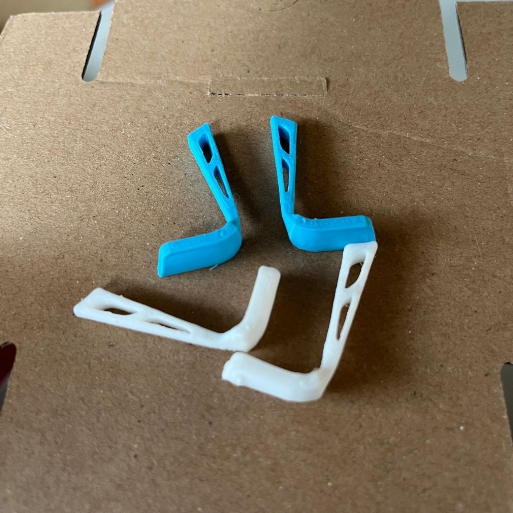 MINIATUR SPION SKYLANDER R25 BUS RKC