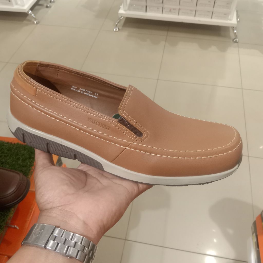 WATCHOUT SEPATU PRIA SLIP ON KULIT ORIGINAL