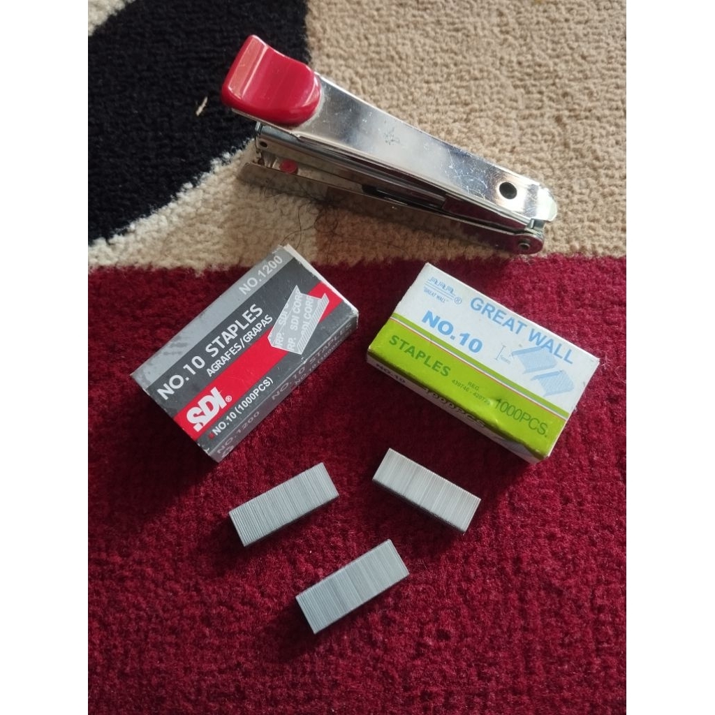 

isi Setaples satuan 1 x isi