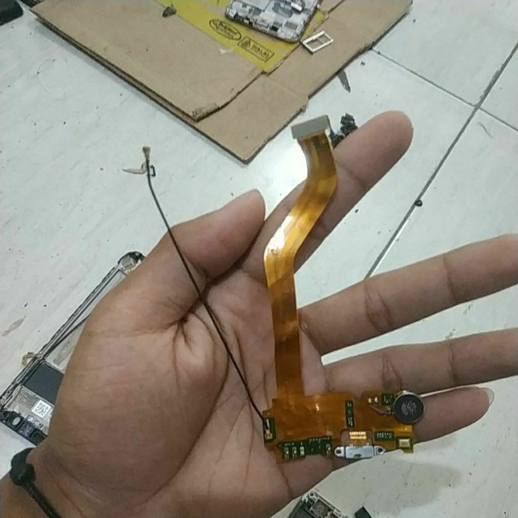 fleksibel cas bekas Oppo f1f