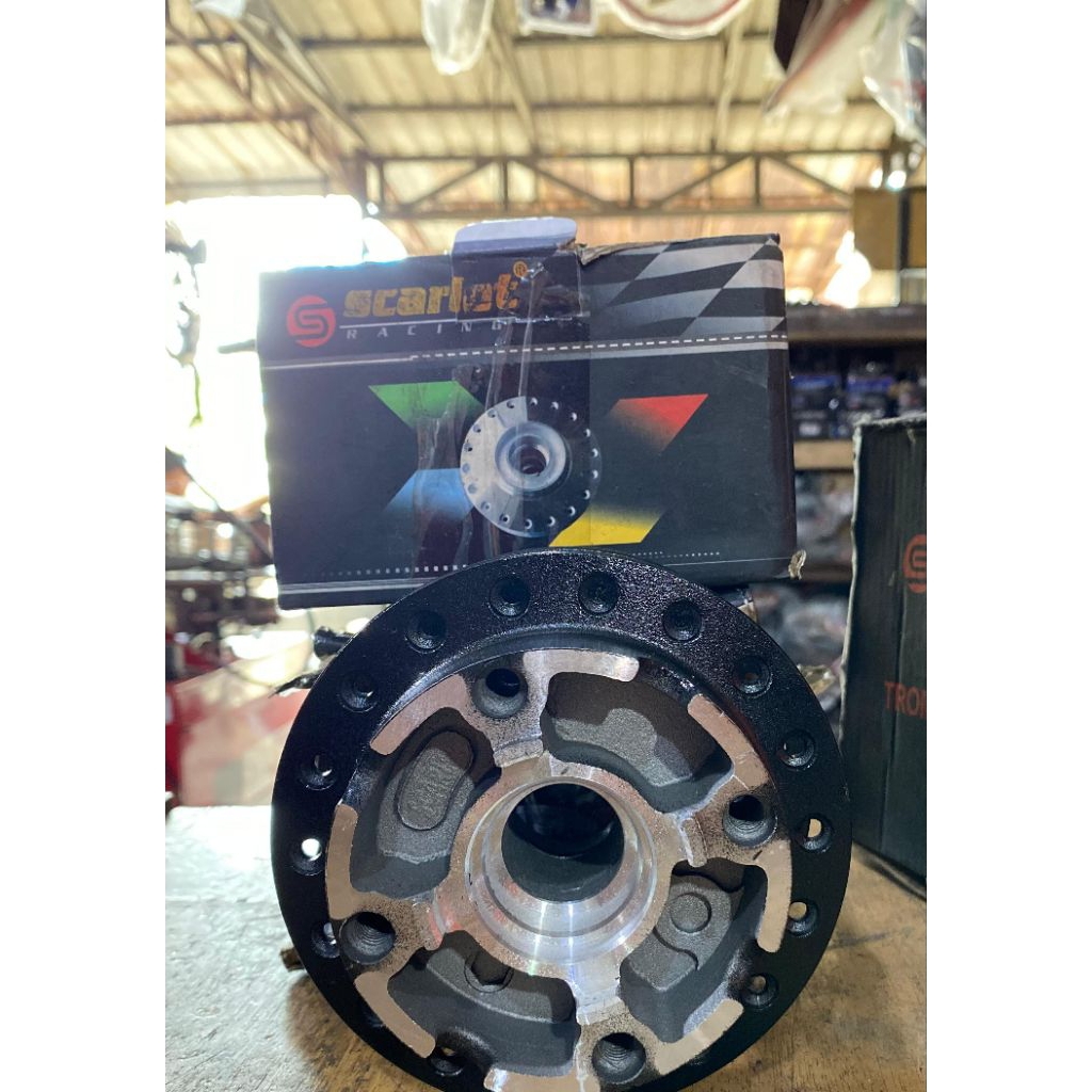 TROMOL DEPAN SCARLET VARIO 125 NEW VARIO 150 OLD VARIO 125 OLD HITAM