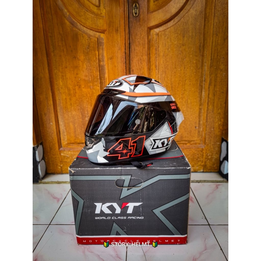 Helm KYT NX - Race Espargaro 2018