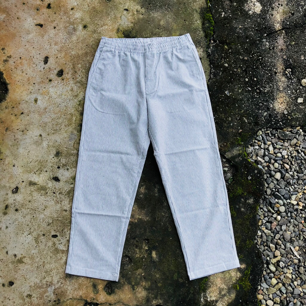 Uniqlo Hickory Relaxed ankle pants ( second/bekas )