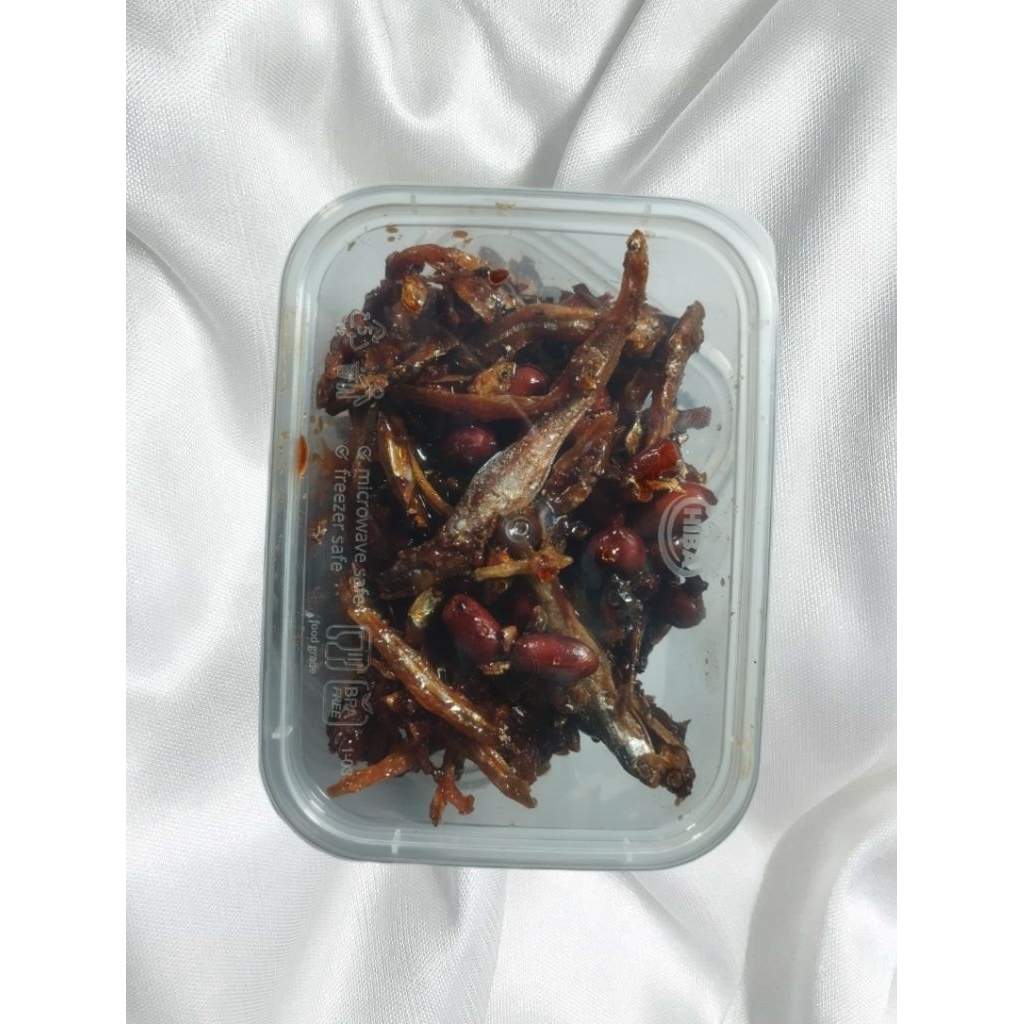 

Petis kacang ikan asin