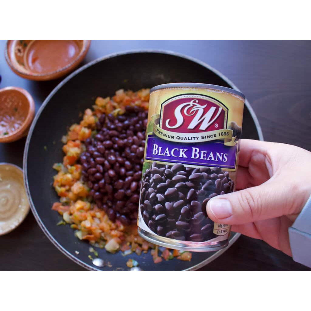 

[oddsolshop] pekanbaru/SW Black Beans 425GR / Kacang Hitam