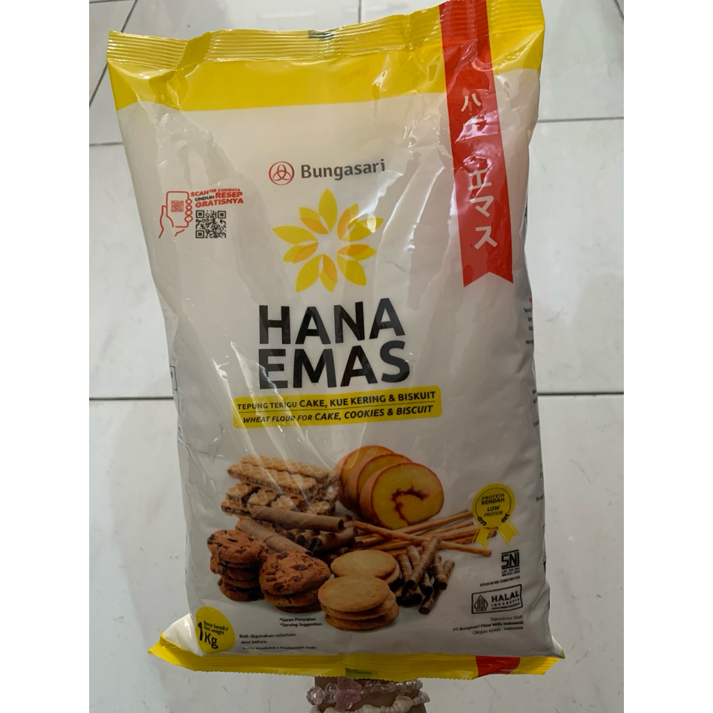

Tepung terigu hana emas 1kg