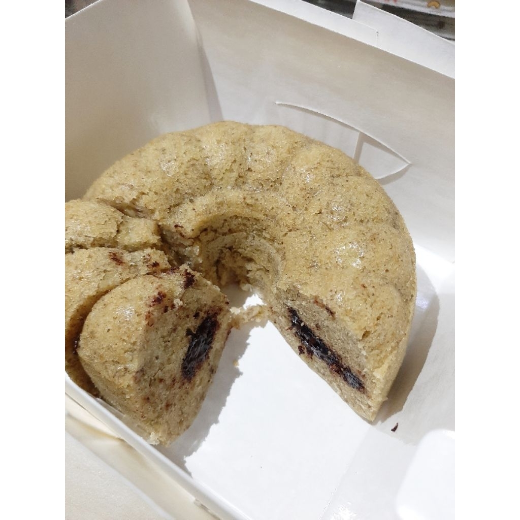 

Bolu Pisang Coklat Lumer | 12cm |15cm