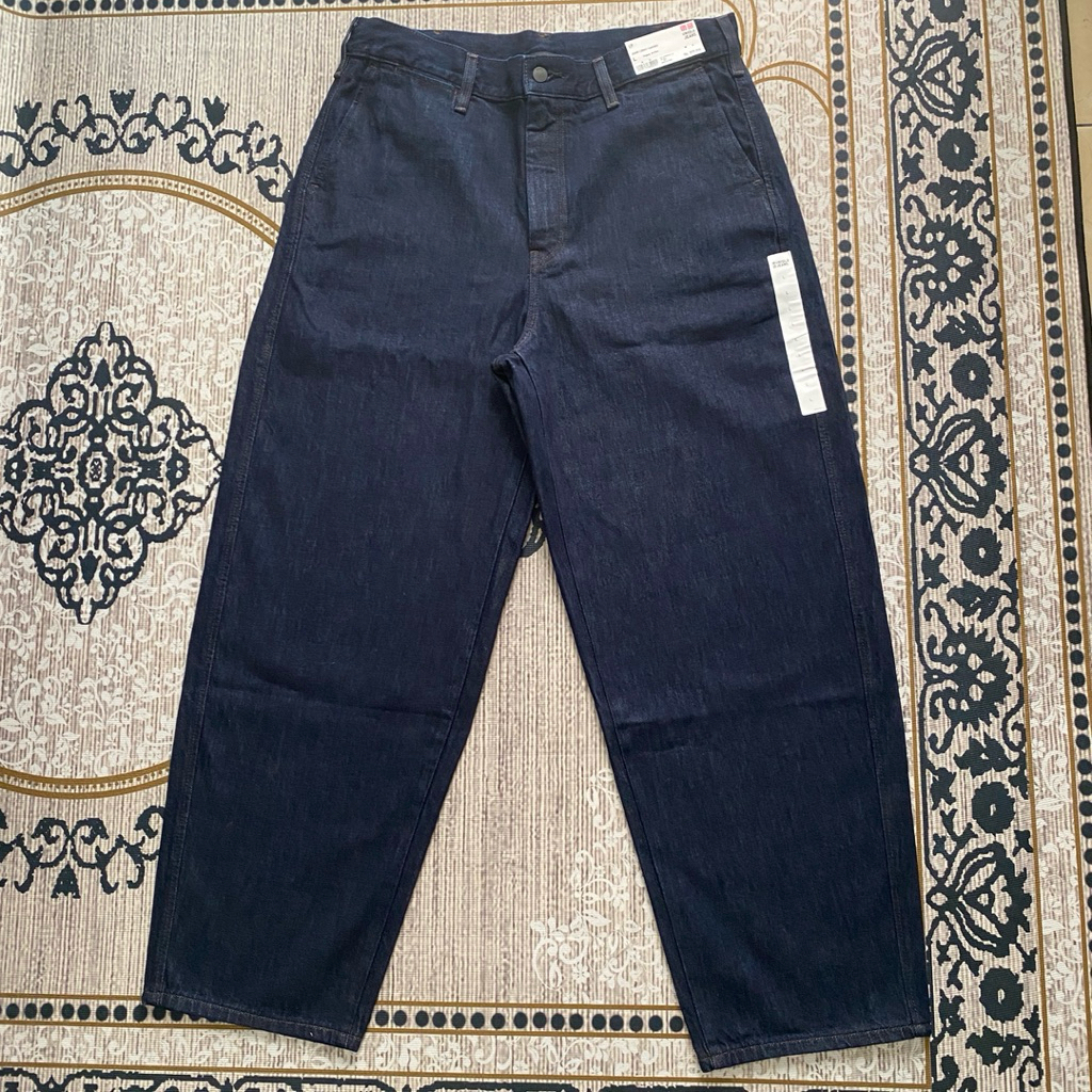 Uniqlo Wide Tapered Jeans