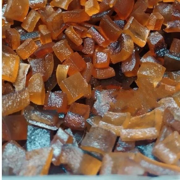 

Krupuk Kulit Sapi Mentah / Latua / Kerupuk Kulit Sapi Mentah / Rambak Sapi / Lapuan /Krecek 500GR