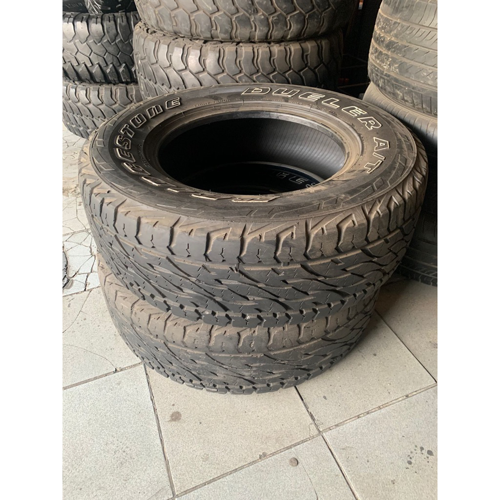 Ban BRIDGESTONE 245/70/R16