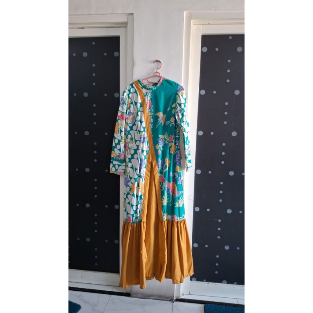 PRELOVED BAJU l Gamis Wanita Batik Parang Hijau Putih Kuning/ Dress Panjang Wanita Berhijab Batik