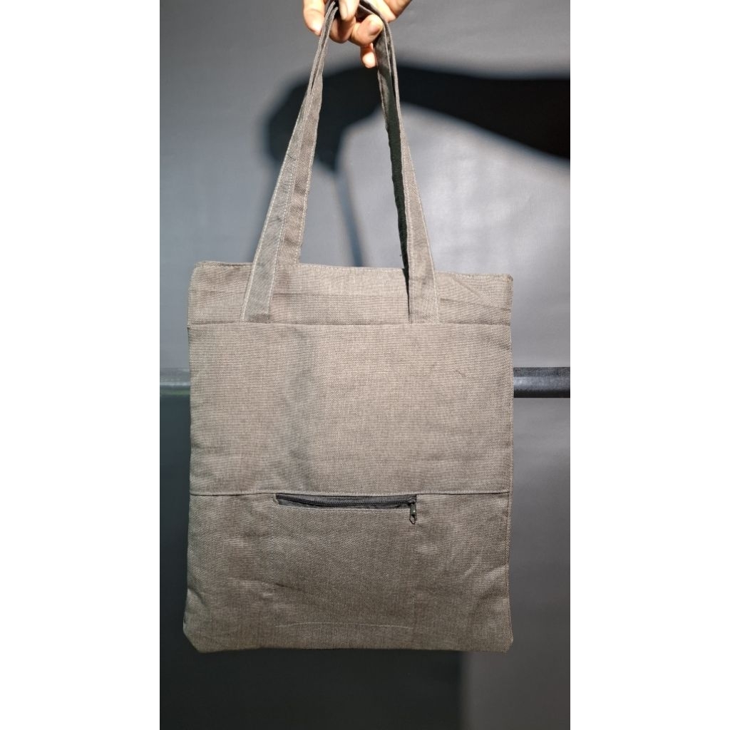 tas totebag saku resleting depan belakang
