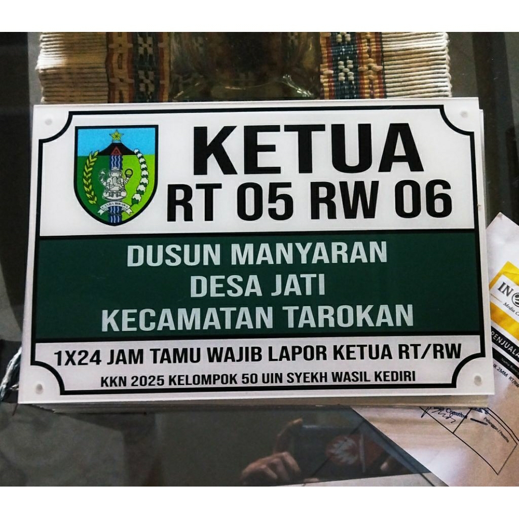 

Akrilik Plakat RT / RW | Papan Akrilik Plakat RT / RW