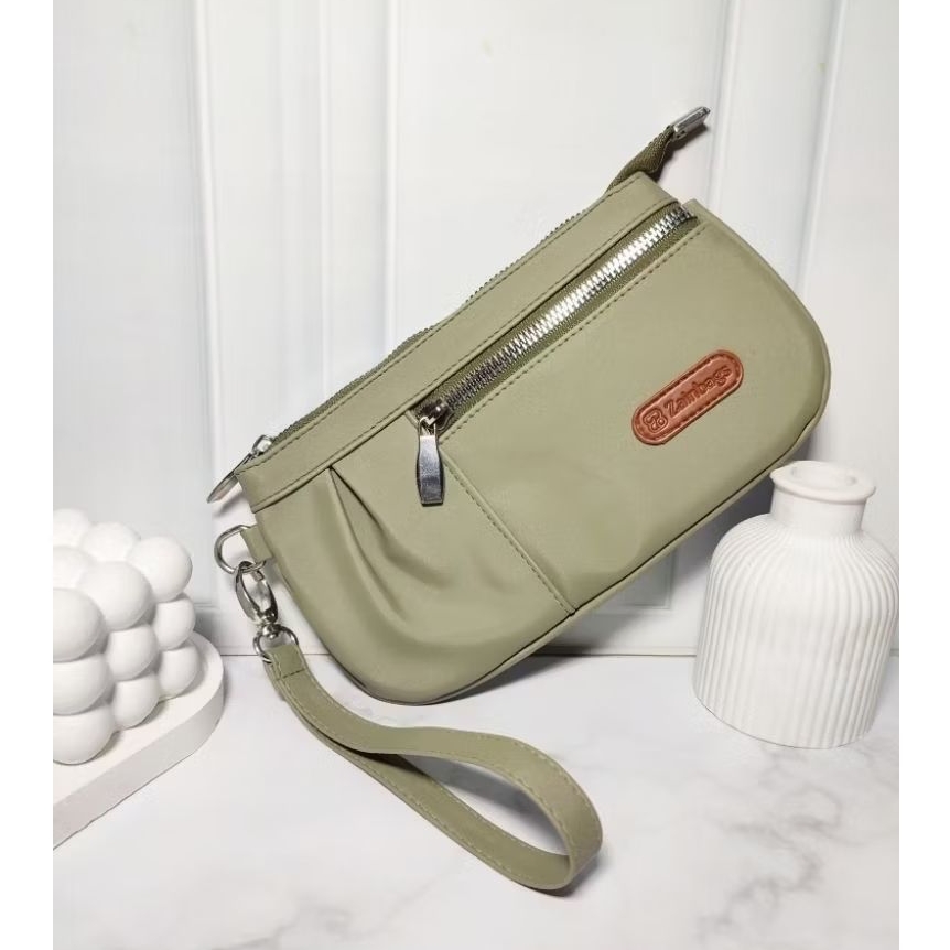 Dompet wanita cluth muat hp dan uang bahan sitetis premium anti air COD