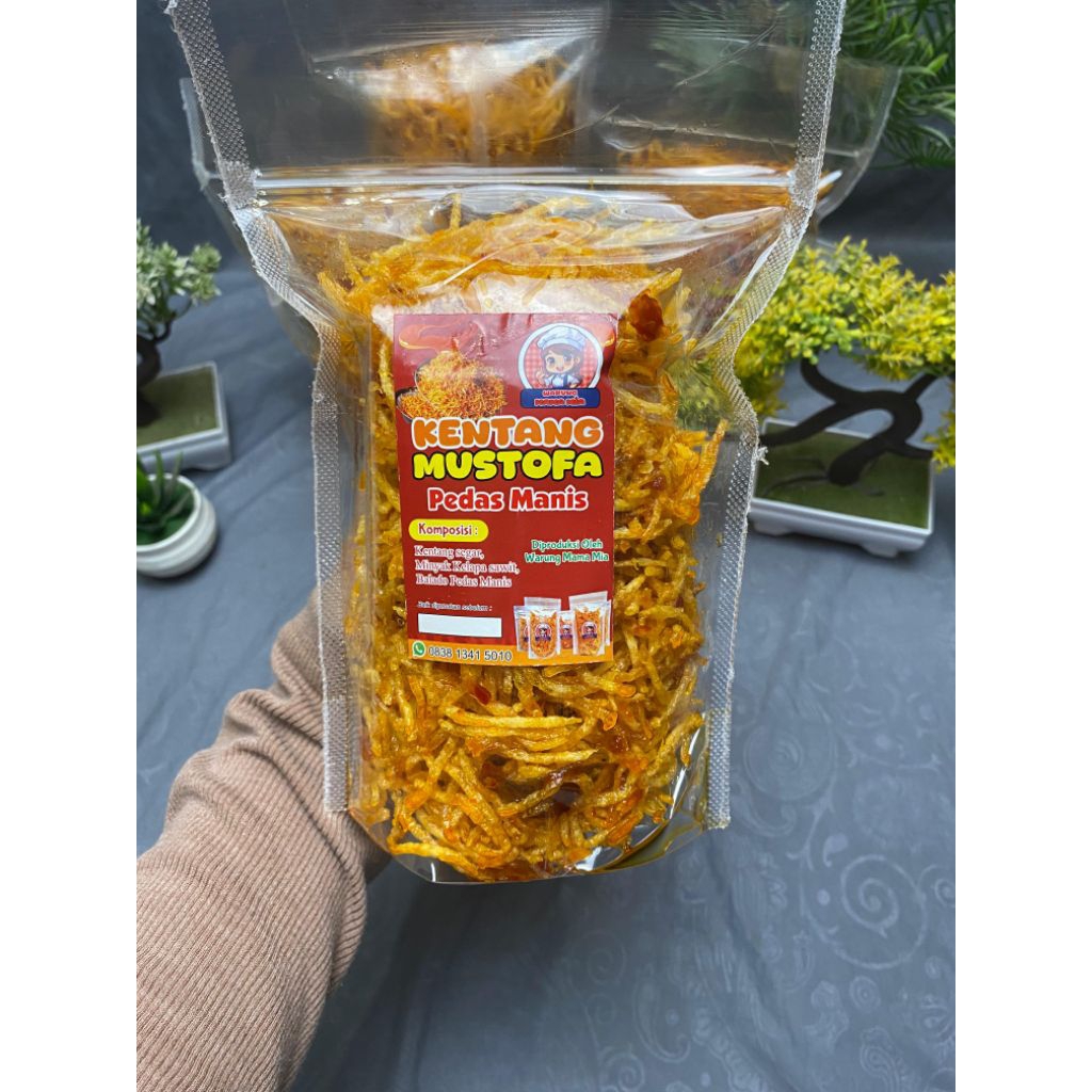 

Kering Kentang Mustofa Rasa Pedas Manis Isi 500 gram Cemilan Kentang Goreng Rasa Pedas Balado Kentang Renyah Pedas Manis By Mama Mia
