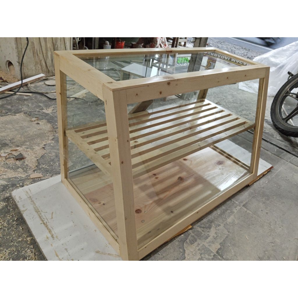 Etalase jualan warung food display kayu jati Belanda dan kaca ukuran 80x45x50