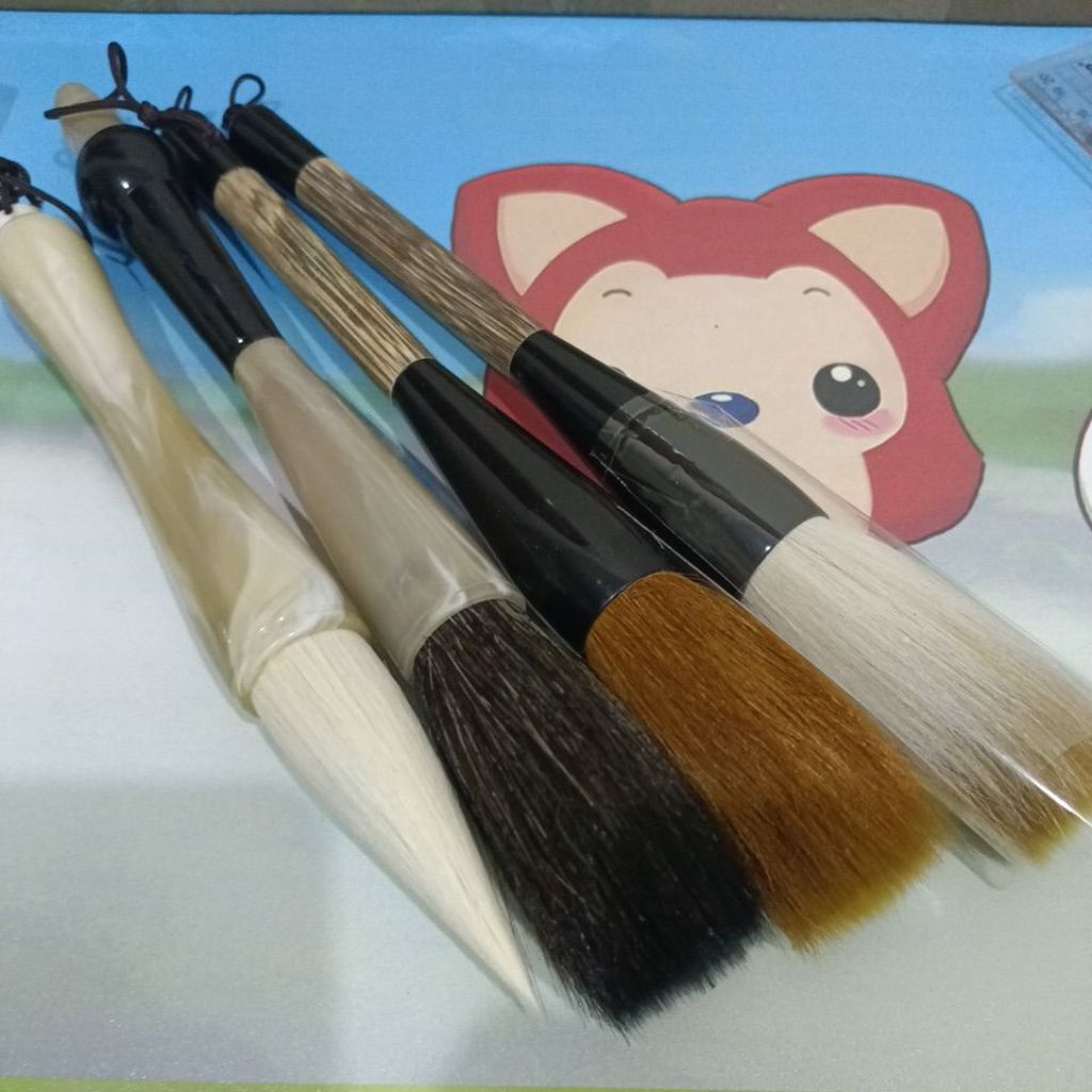 

Kuas kaligrafi Besar 7,0 cm