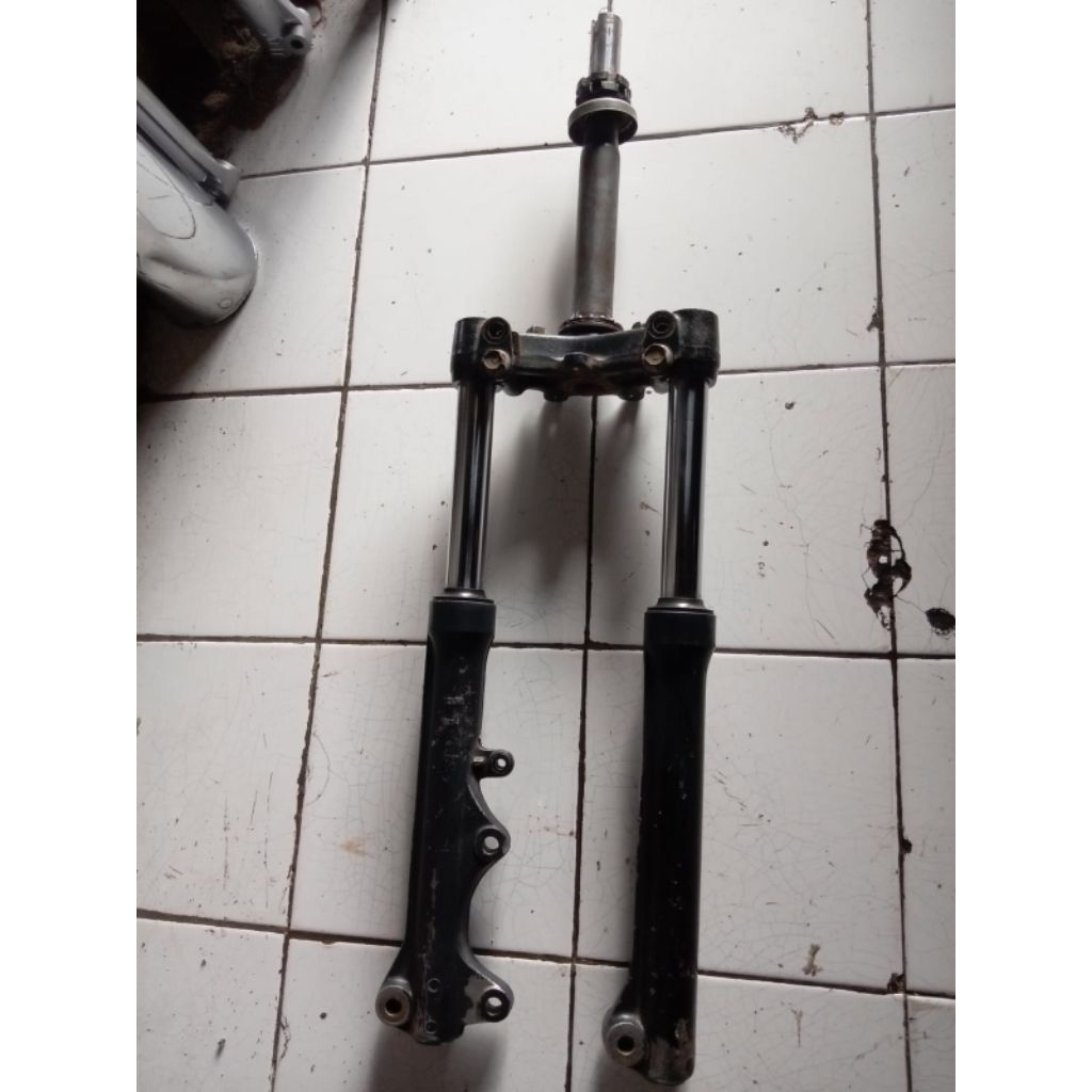 Sok beleker sok depan+segitiga motor Vega ZR originall