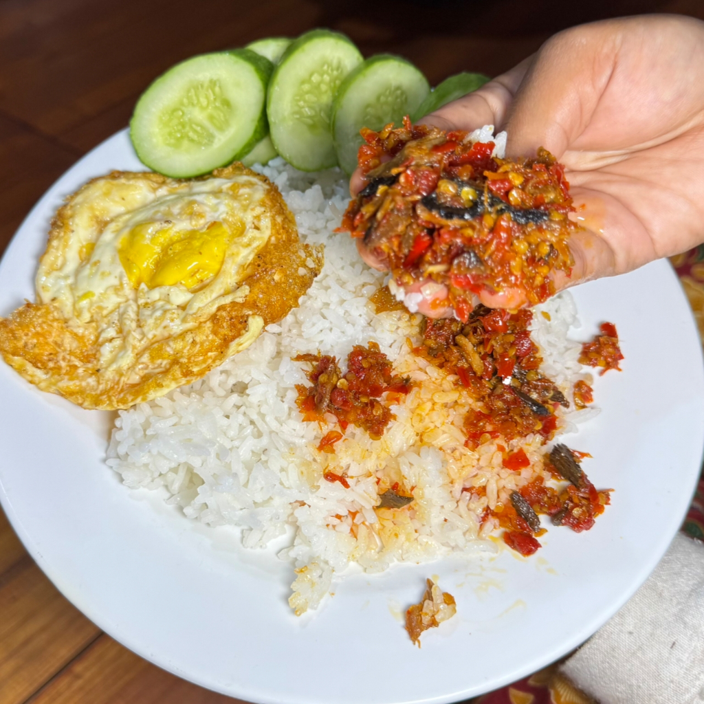 

SAMBAL CAKALANG Pedo Euy - Khas Mamah Arul KATUMIRI KIDUL