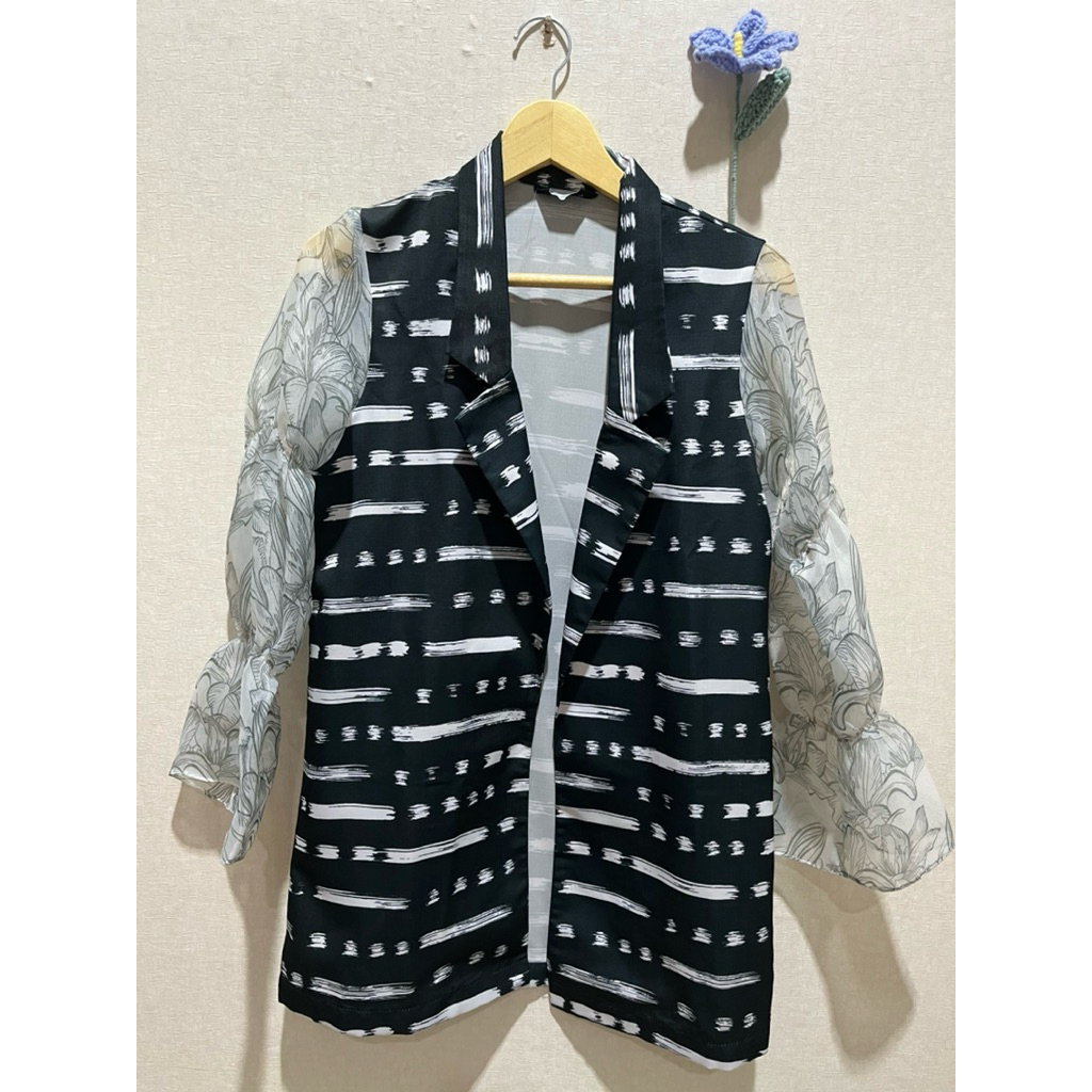 Sideline Blouse & Outer - preloved