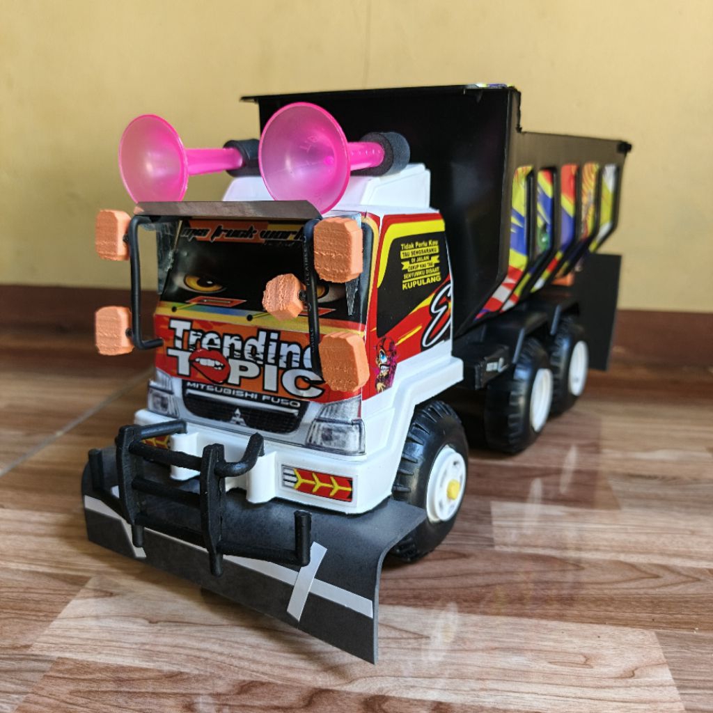 Promo Agustus Mainan Truk Oleng Trending Topic Terlaris