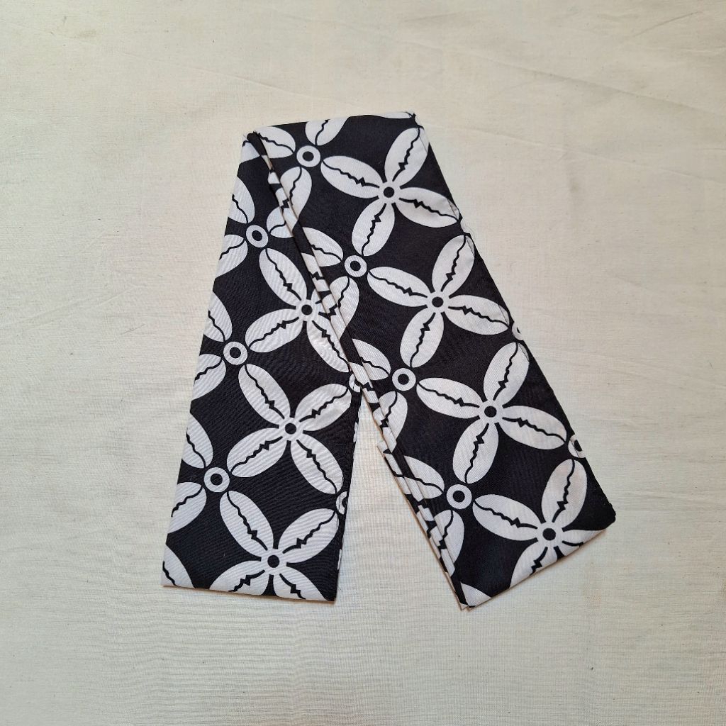 SELENDANG KEBAYA ANAK SELENDANG BATIK