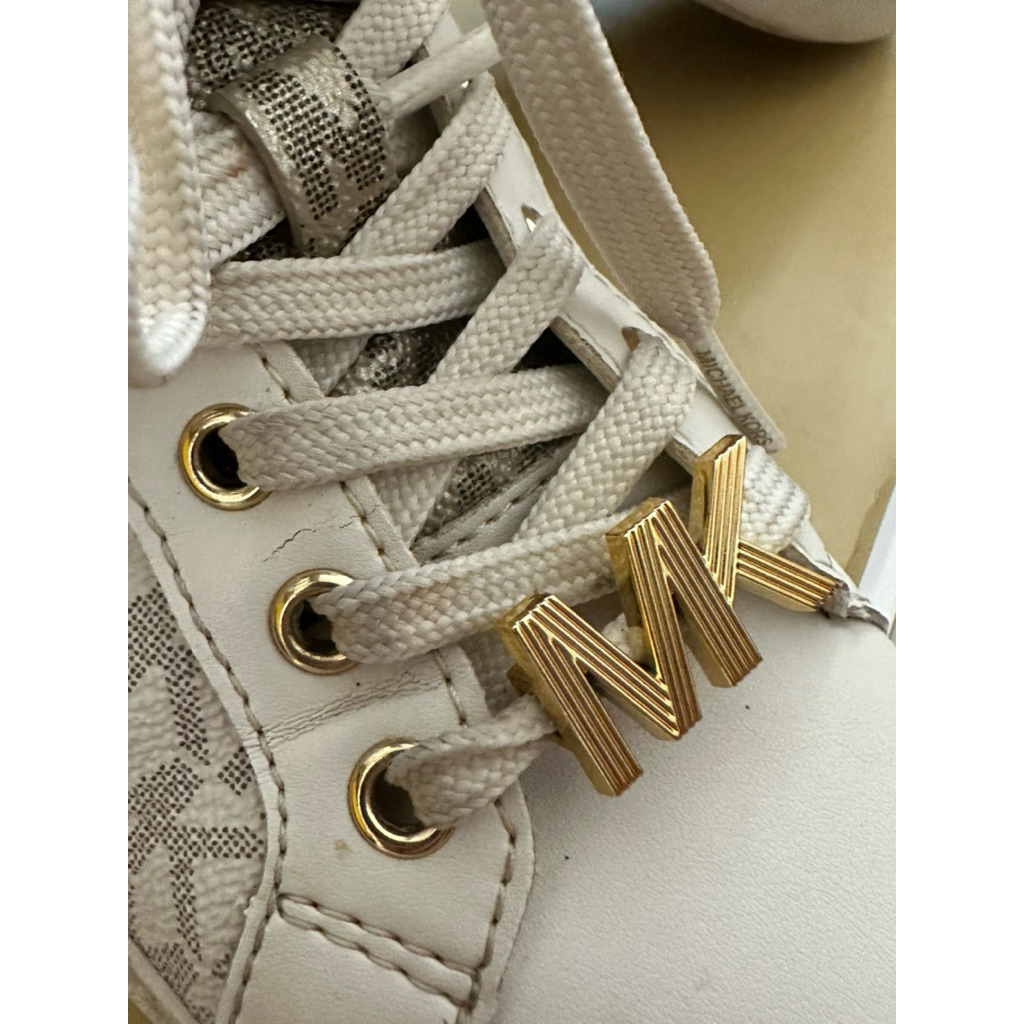 Preloved,Original sepatu MK