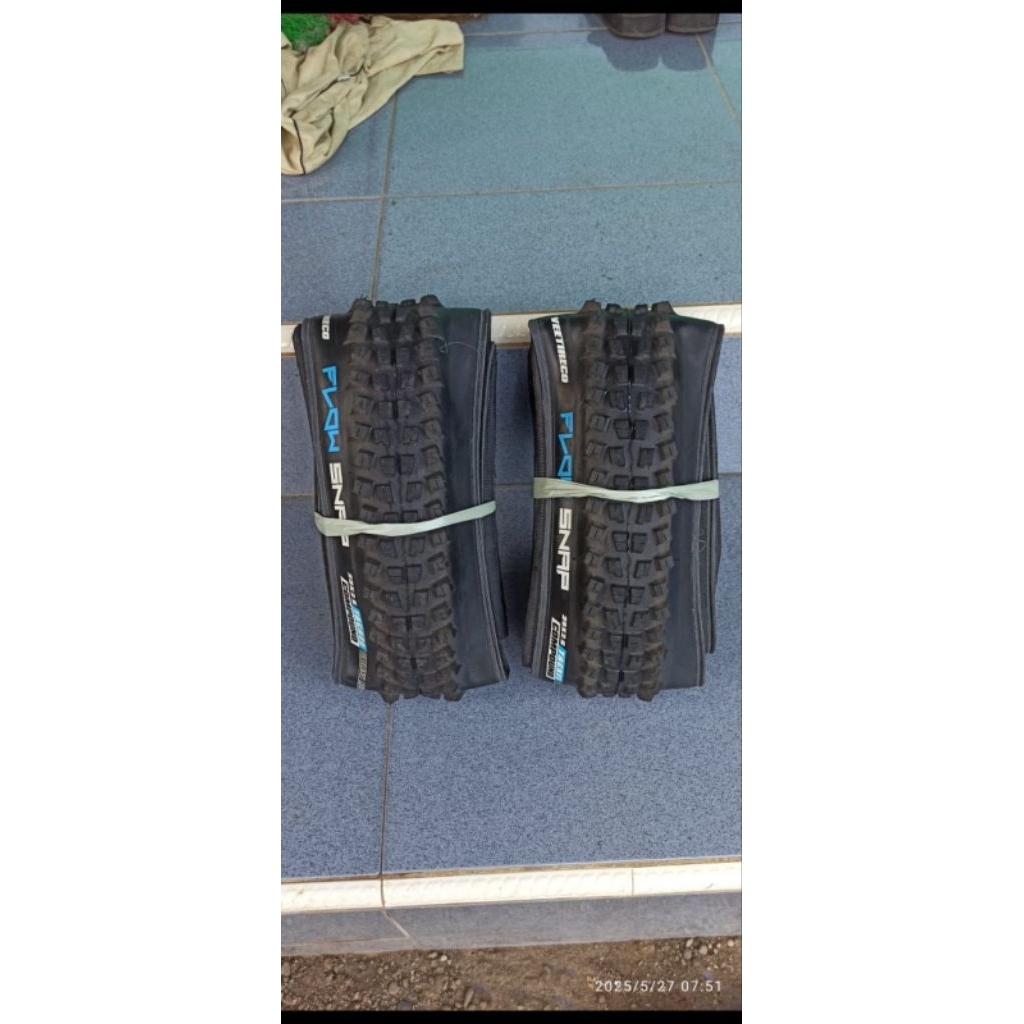 vee tire flow snap 29x260 sepasang