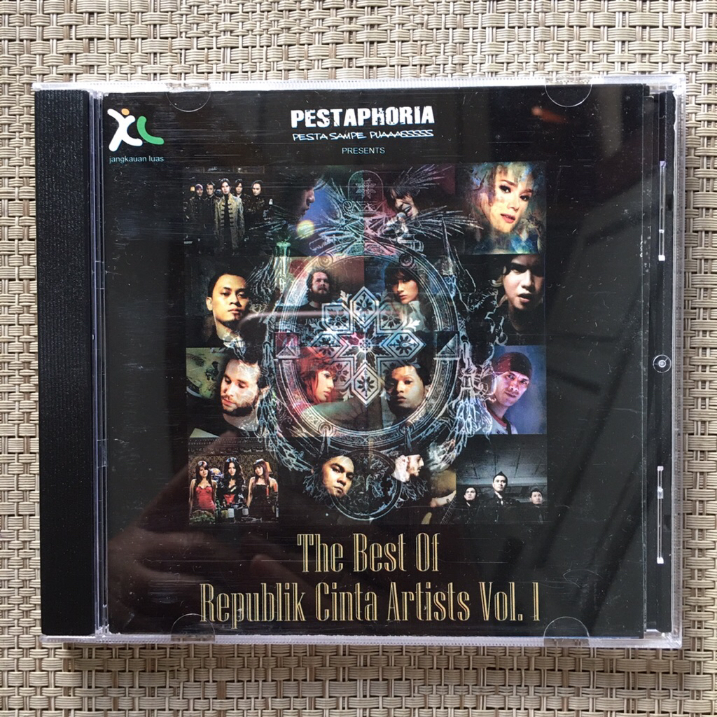 CD The Best Of Republik Cinta Artists Vol. I