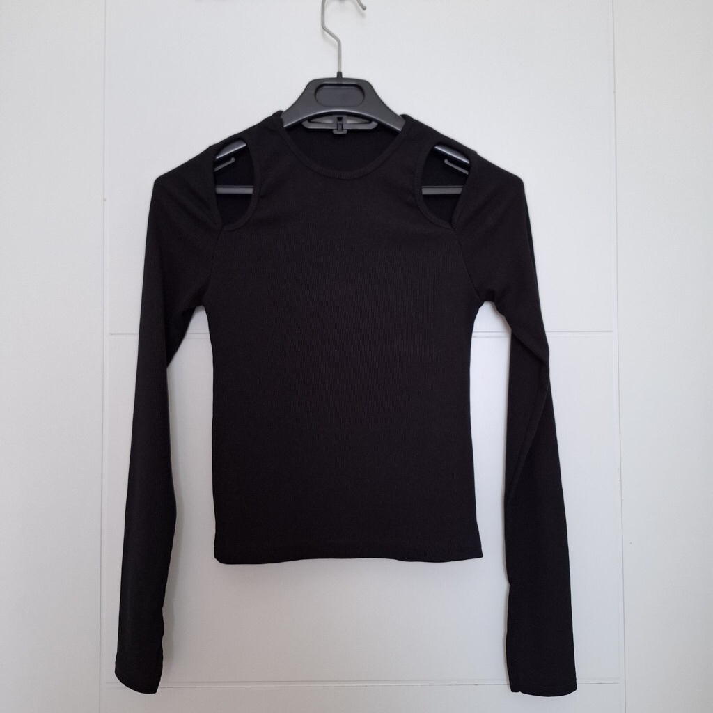Preloved LongSleeve