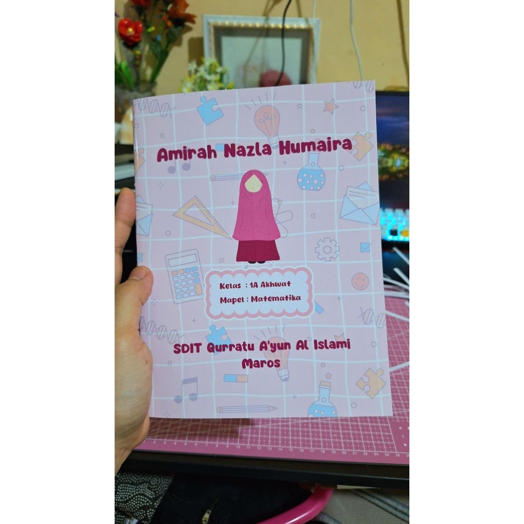 

Buku Tulis Custom Tema dan Karakter (1pack isi 5 buku)