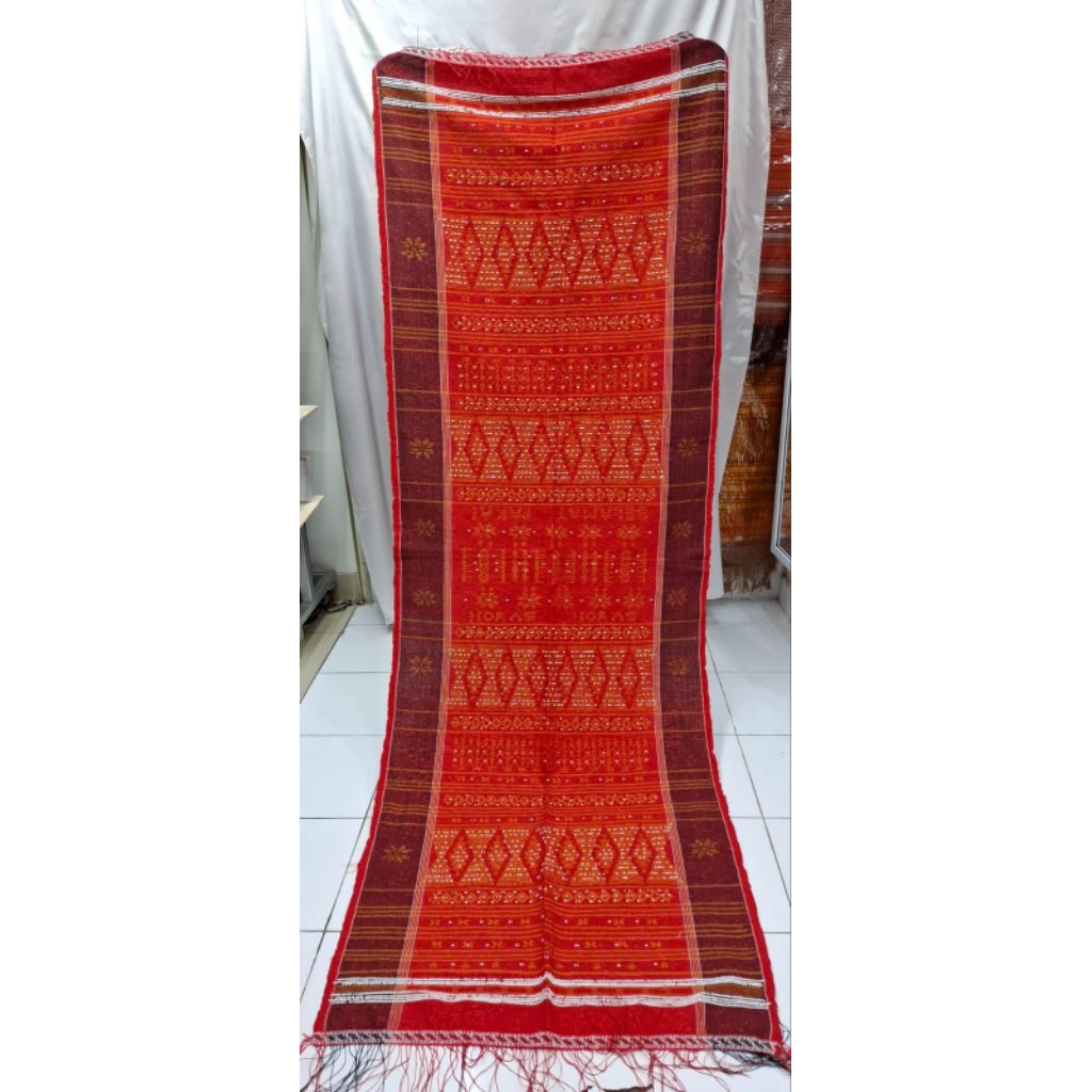 Ulos Sadum Raja Sirat