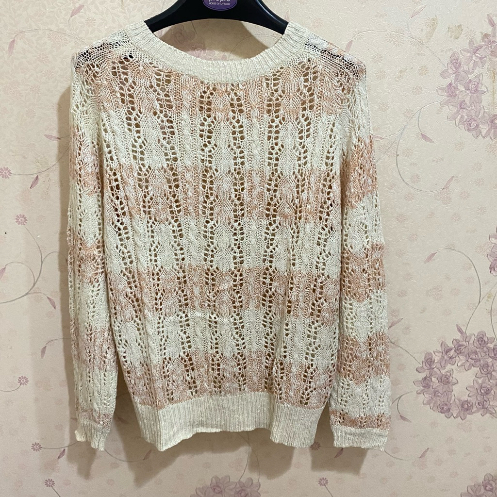 PRELOVED Sweater Rajut Wanita