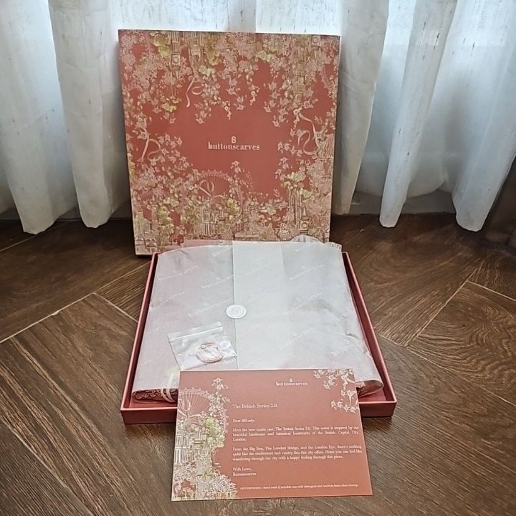 buttonscarves british series