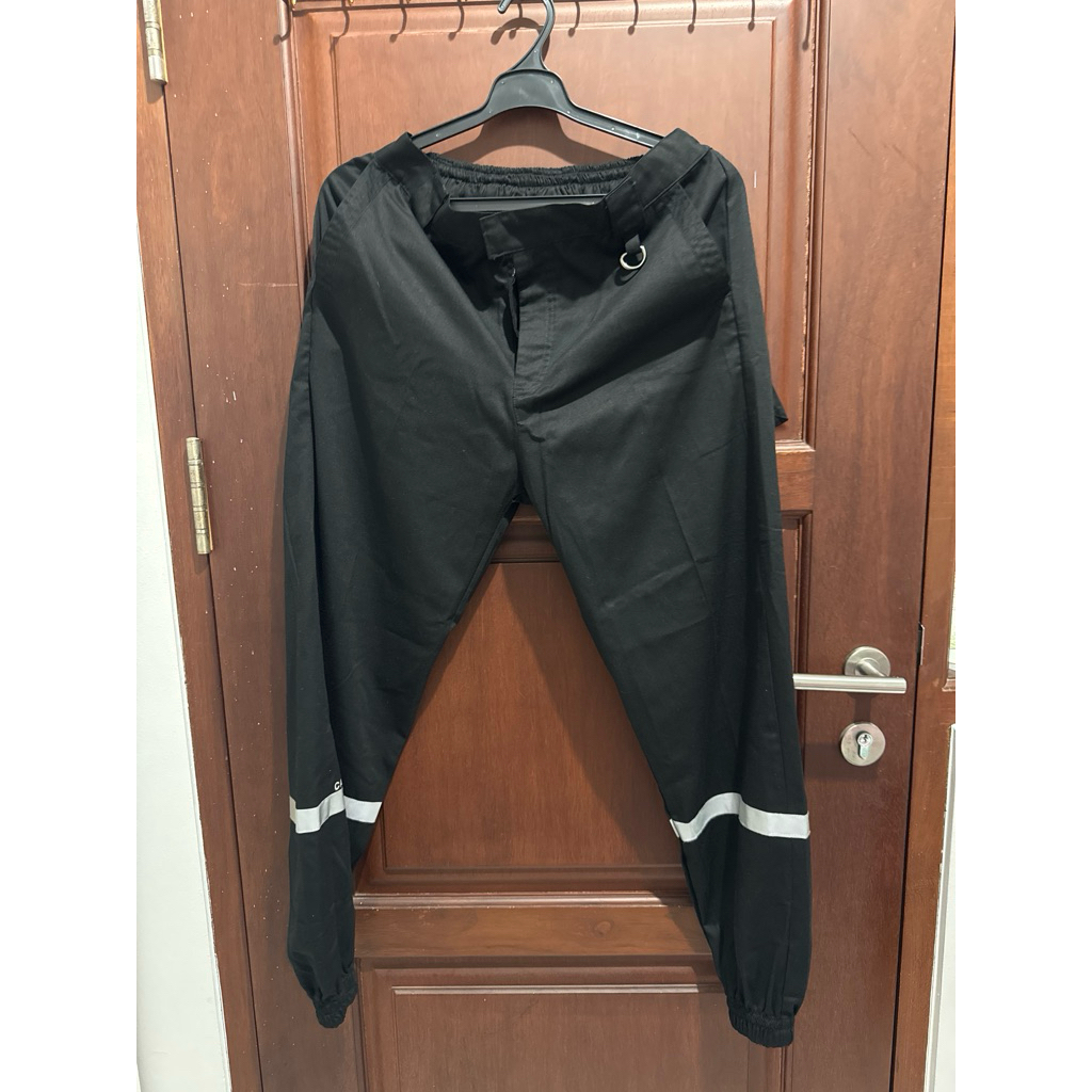 preloved celana jogger