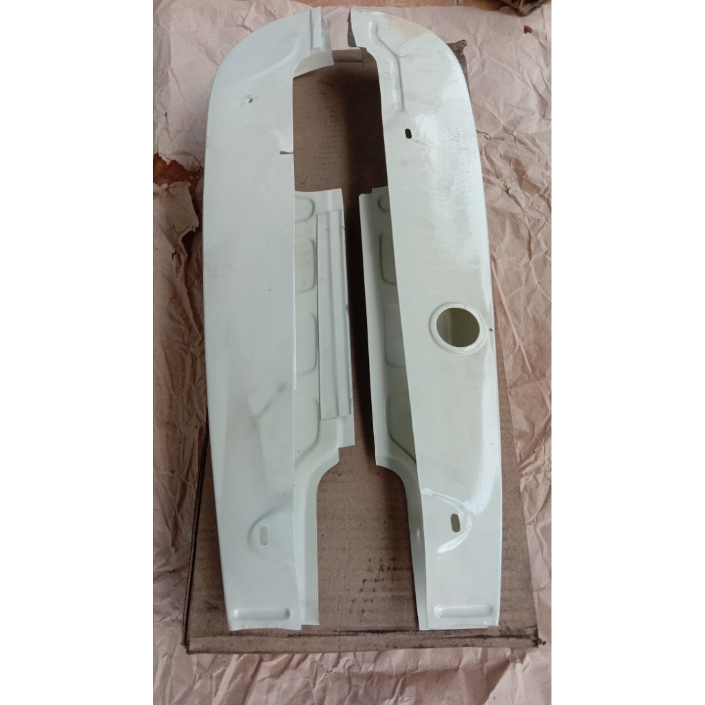 katengkas cover rantai tutup rantai tengkas Yamaha V75 v75 non original NOS