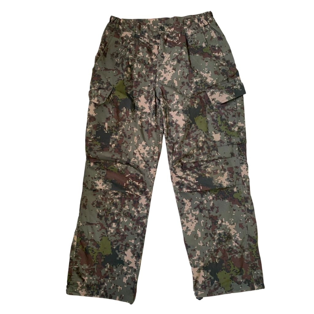 Celana Kargo Trousers Camo Loreng Digital Granit ROKA Korea Army Like New (56)