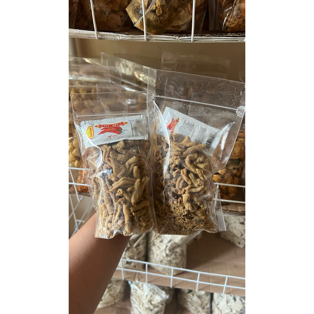 

KERIPIK USUS KERING 100gr|KERIPIK USUS KERING 250gr|ISTANA JAJANAN BANJARMASIN