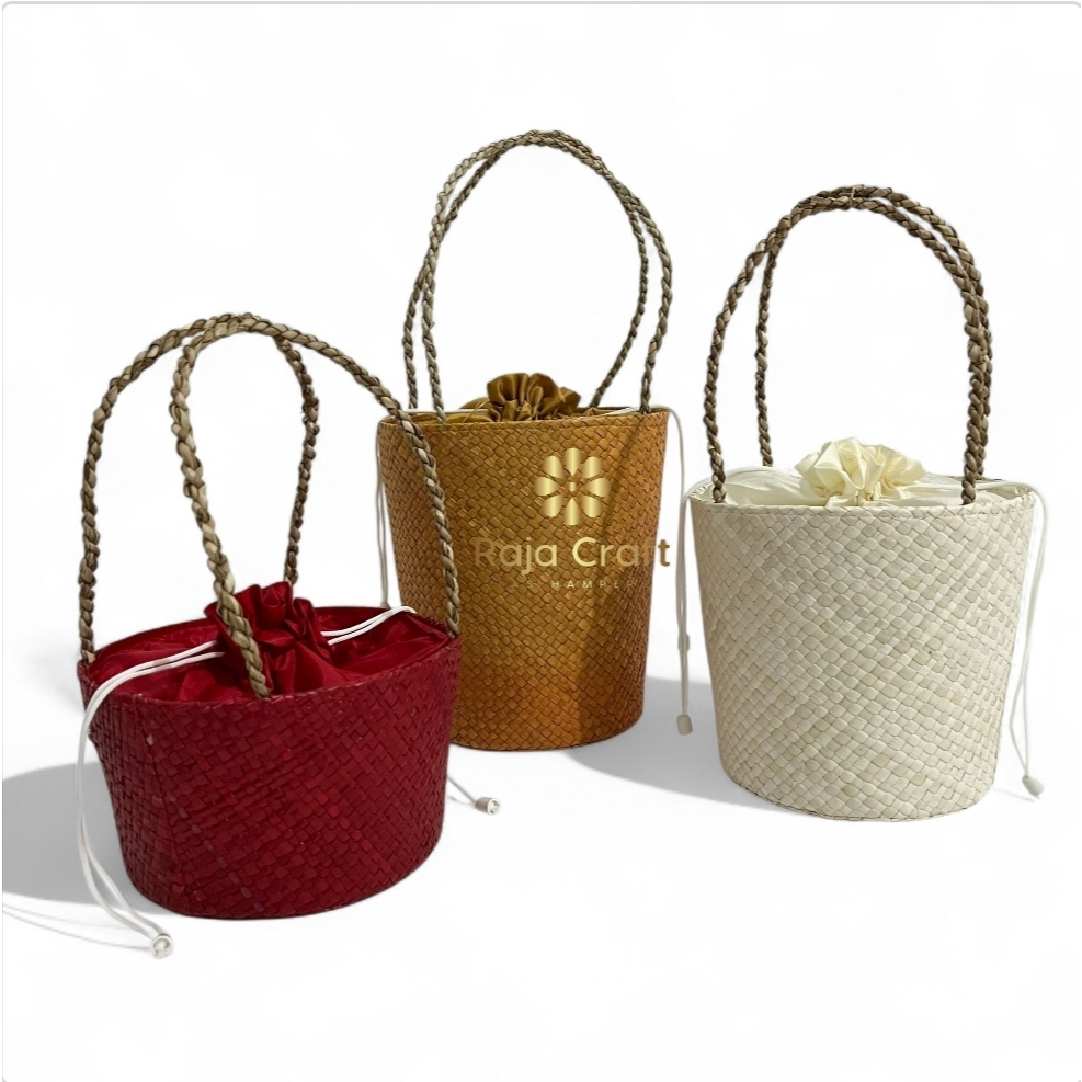 

Raja Craft - Exclusive Hampers with Cantik Sekali Design