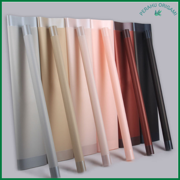 

PACK 20 Cellophane Flower Wrapping Big Line Color Kertas Buket Bunga Waterproof KB27