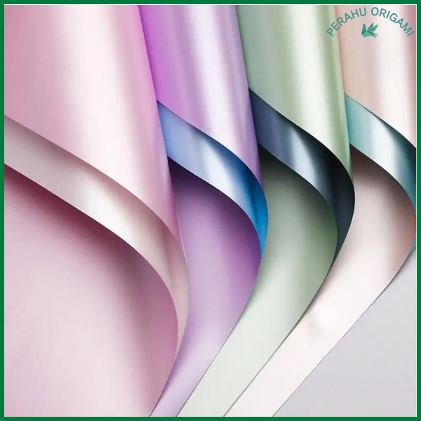 

Kertas Buket Bicollor Metalic Cellophane Flower Wrapping KB6071