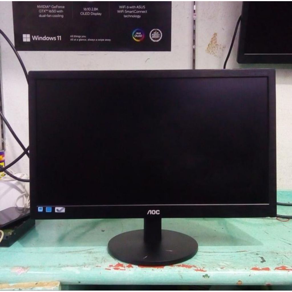 MONITOR WIDE LED AOC 19 INCH mulus LIKE NEW